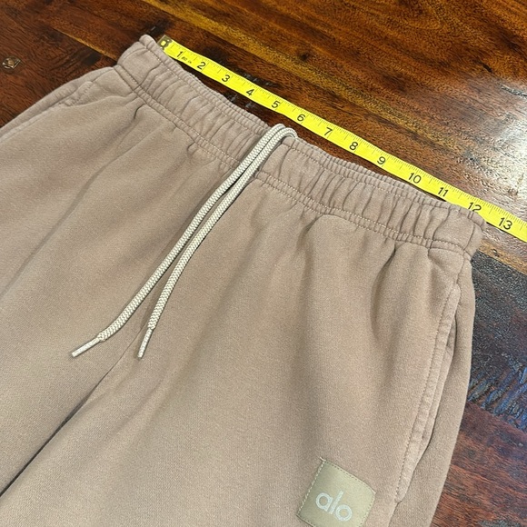 ALO Yoga Ombre Sweatpants - Picture 8 of 9